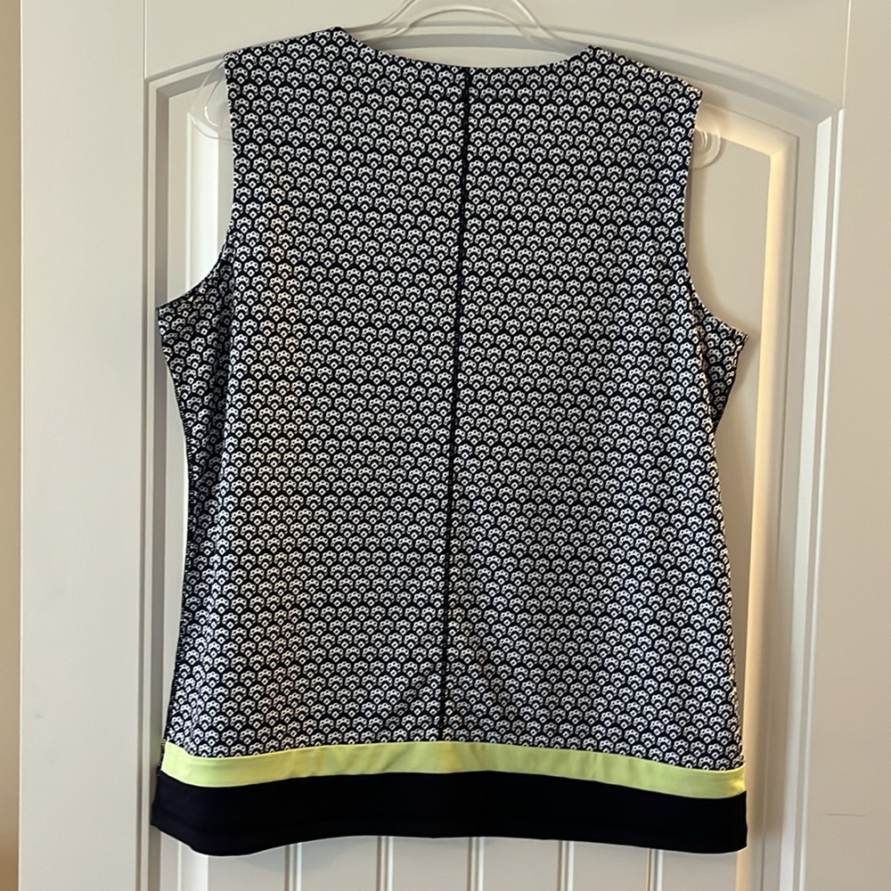 t by Talbots navy and white  Sleeveless Top with lime Accent - Picture 2 of 6